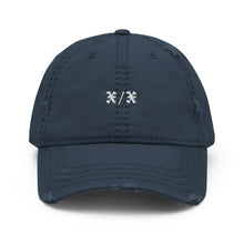 Load image into Gallery viewer, X/X DISTRESSED HAT