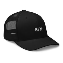 Load image into Gallery viewer, X/X TRUCKER HAT