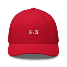 Load image into Gallery viewer, X/X TRUCKER HAT
